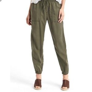 GAP Girlfriend Utility Joggers